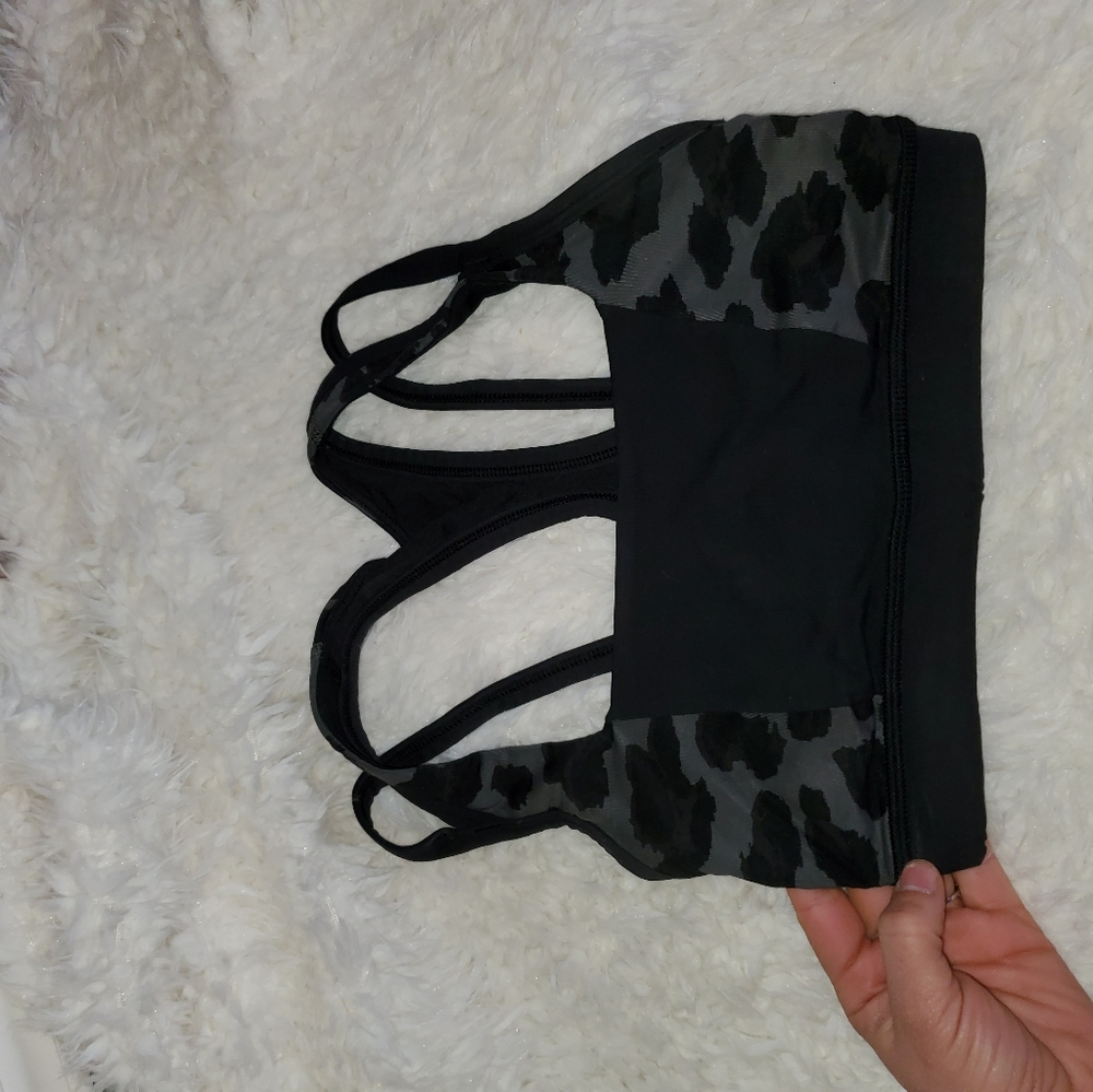 LULULEMON SET Cheetah!!!!! ❤️❤️❤️ - Picture 4 of 10